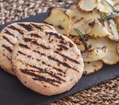 Le ricette Avimecc: Hamburger di pollo agli Spinaci con patate croccanti